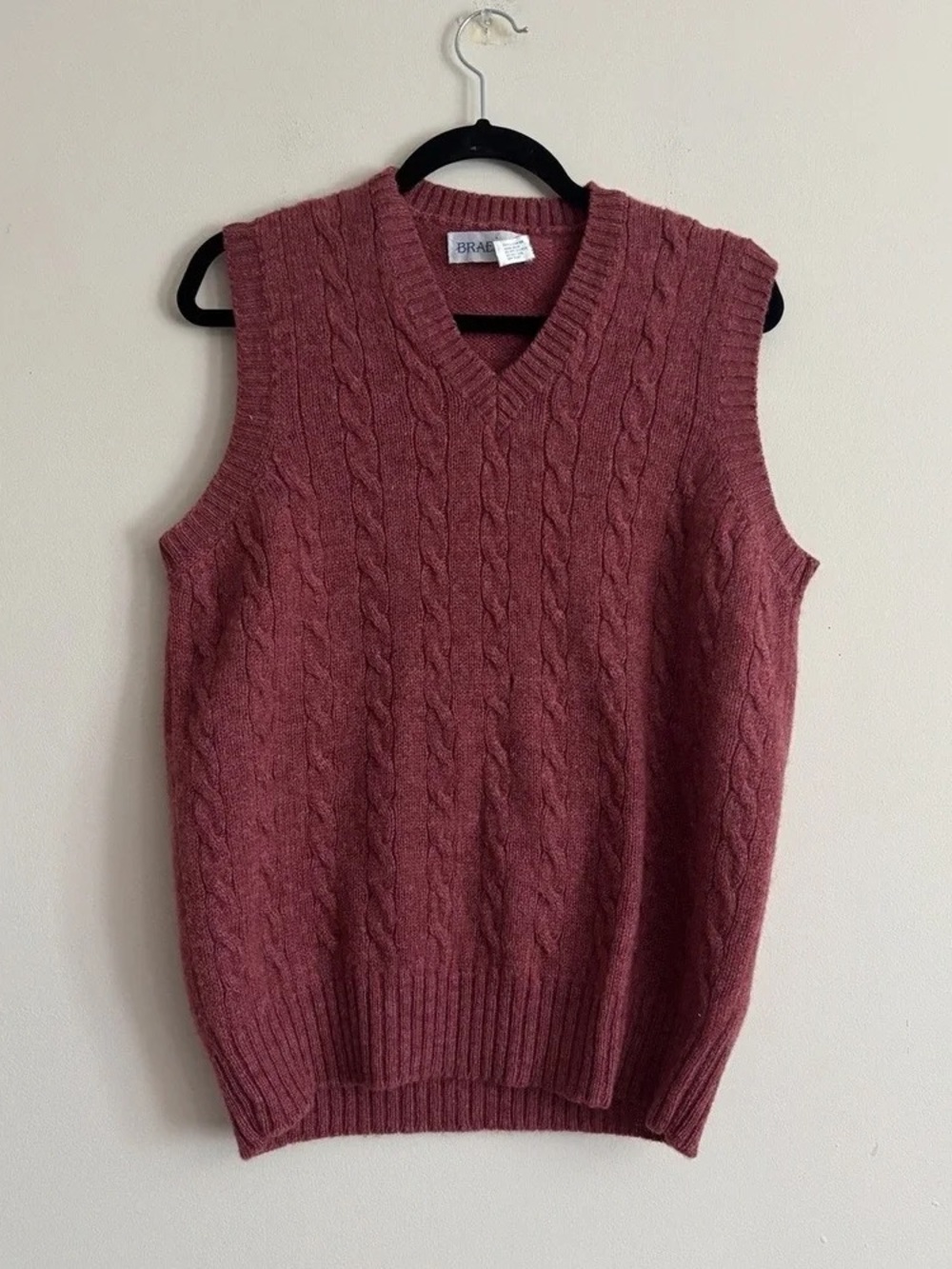 Cable-Knit V-Neck Sweater Vest - Dusty Rose